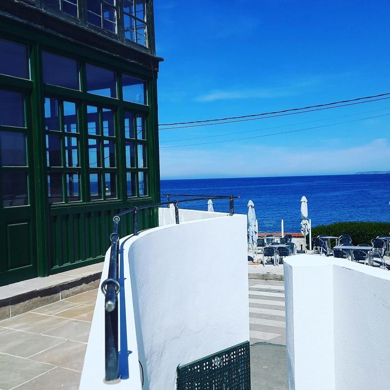 Apartamentos El Muelle Comillas Esterno foto